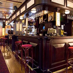 Astoria Ginebra